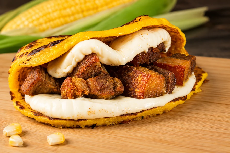 Cachapa de cochino frito